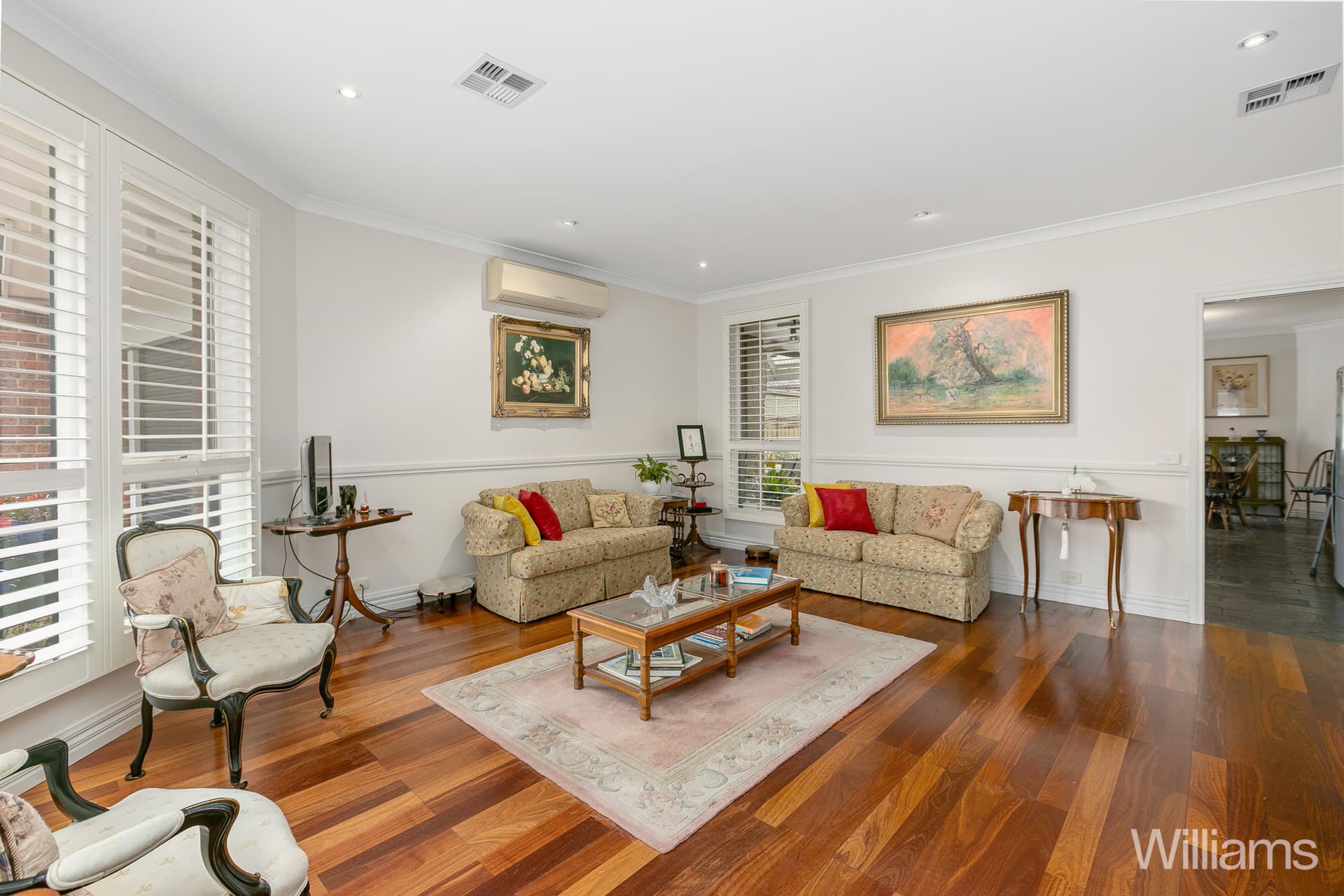 10 Kingshott Close, Williamstown - Thumbnail 3