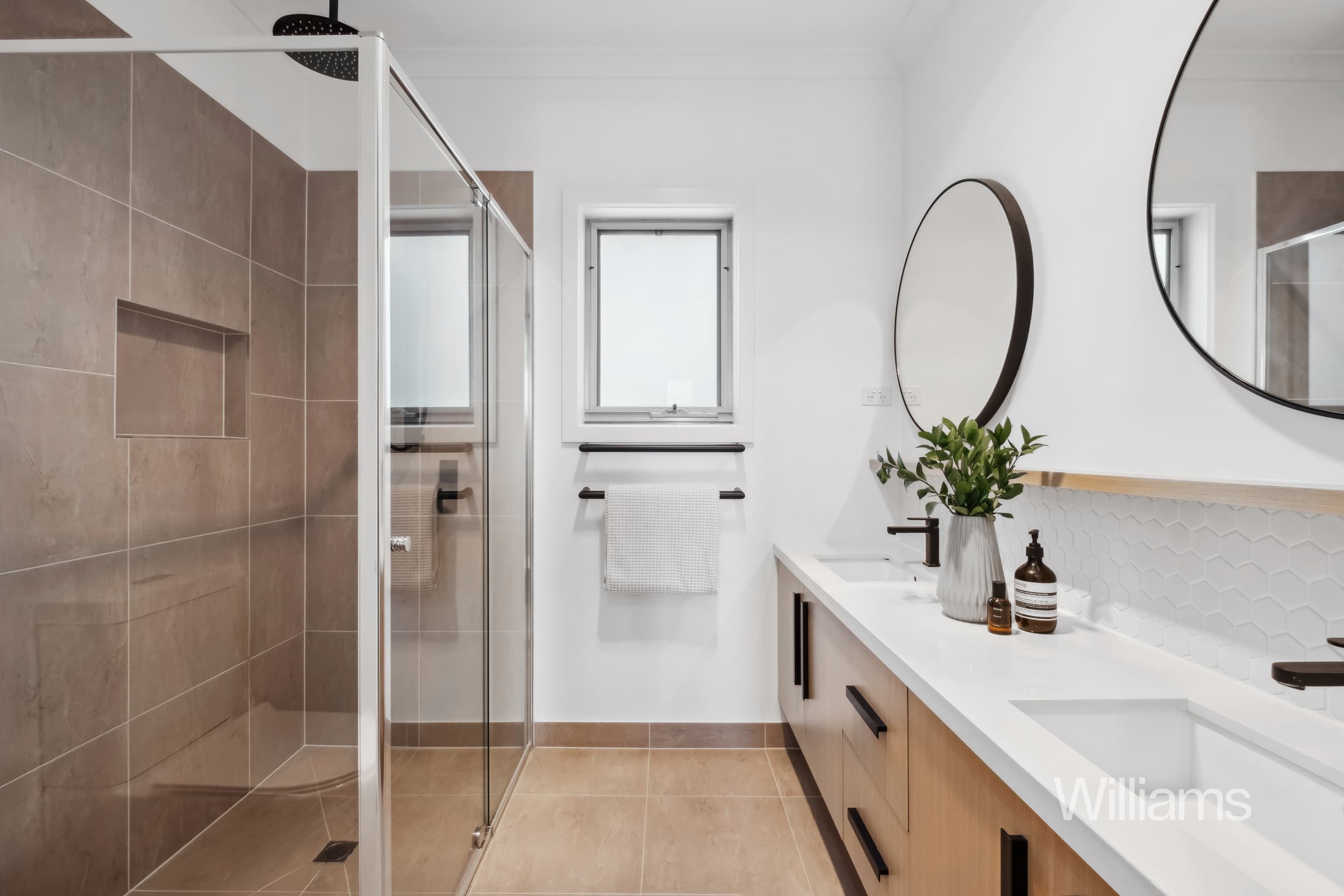 15 Ronald Avenue, Altona North - Thumbnail 8