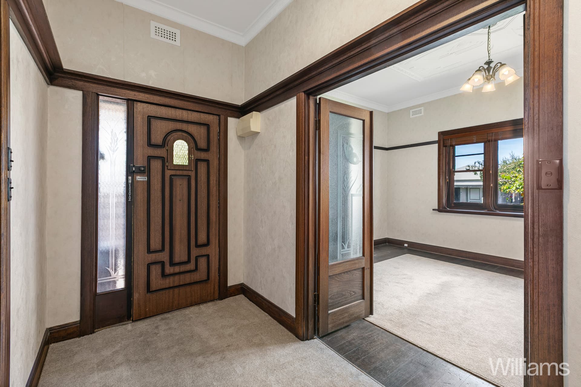 163A Douglas Parade, Williamstown - Thumbnail 2
