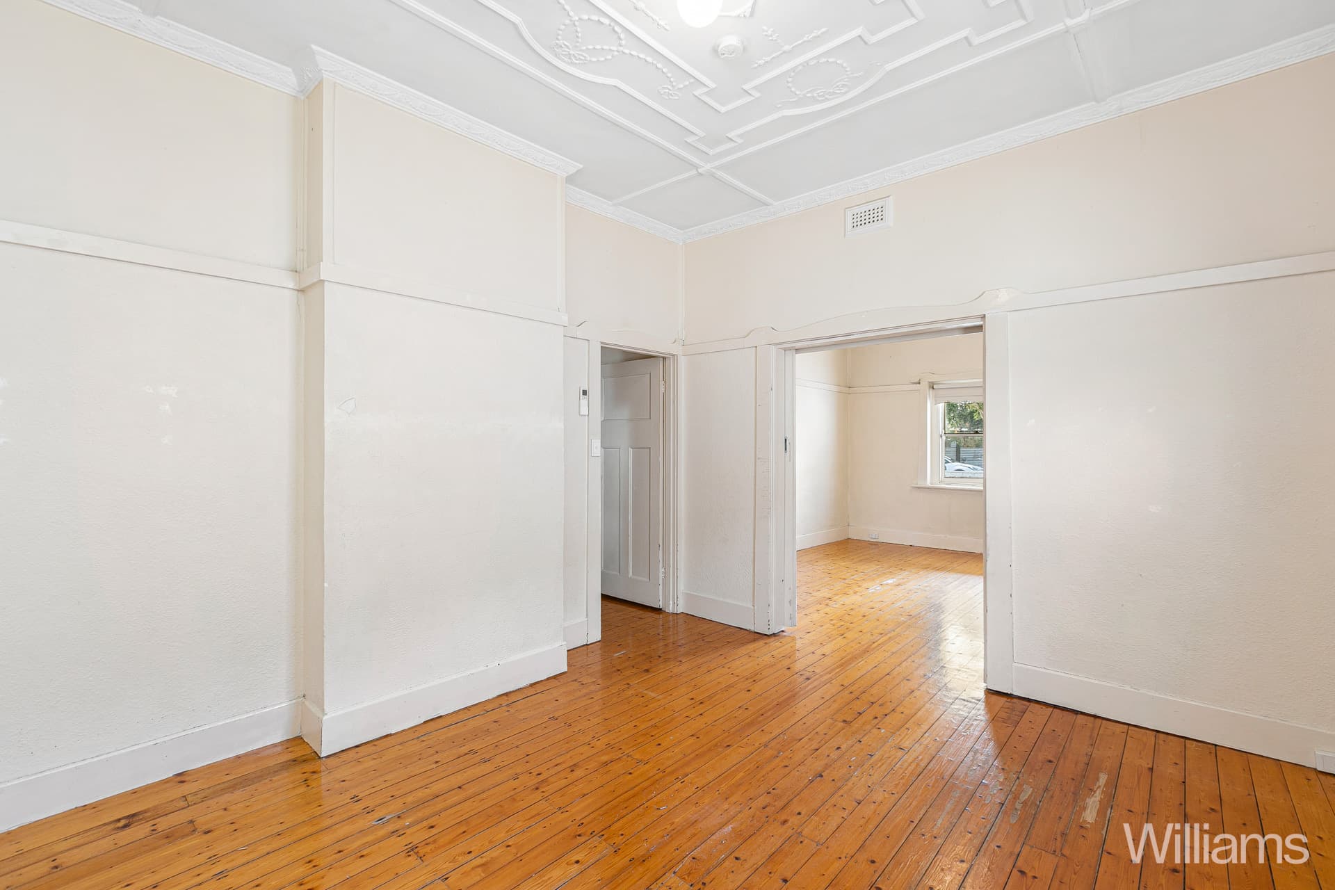 35 Farm Street, Newport - Thumbnail 6
