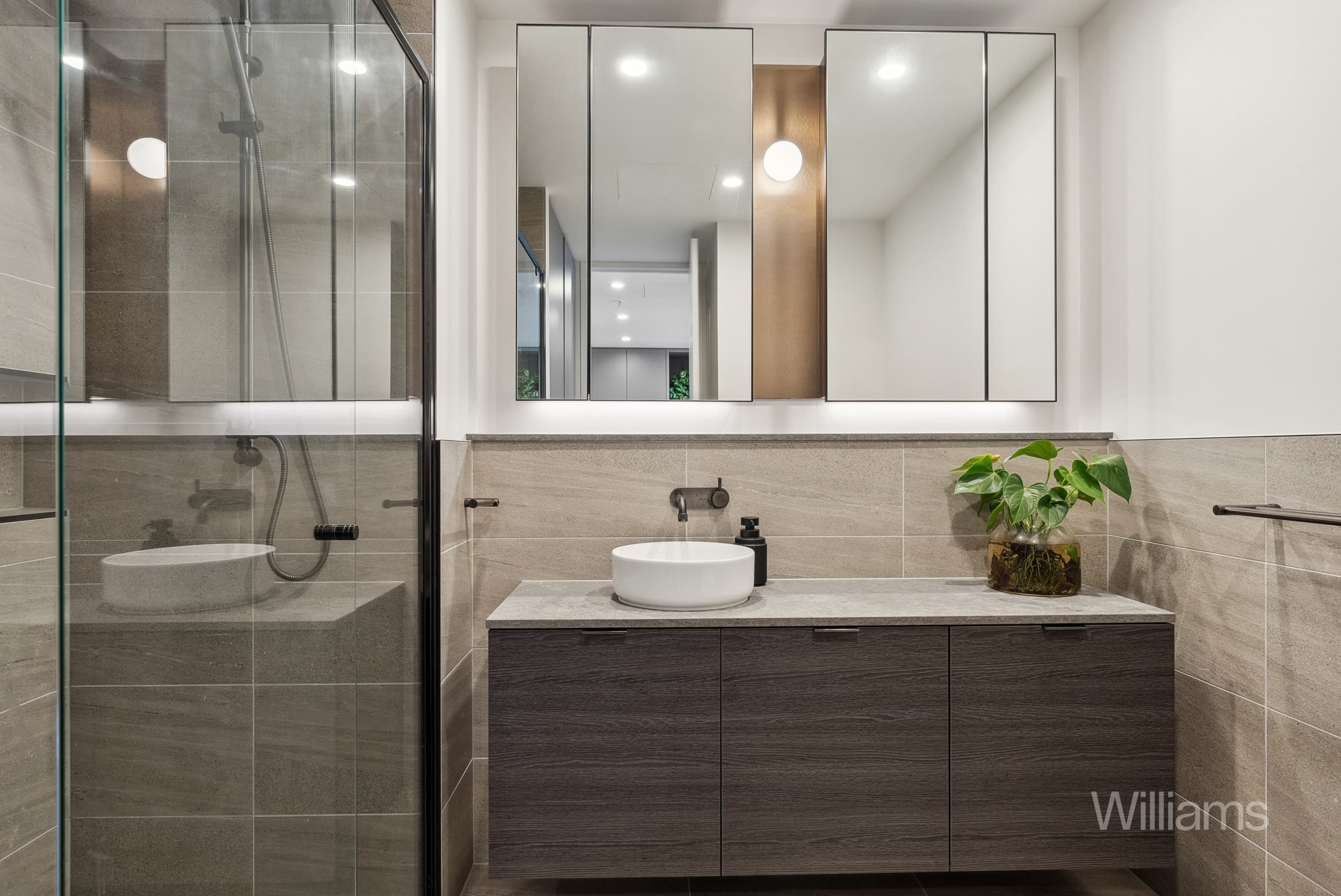 411/288 Adderley Street, West Melbourne - Thumbnail 4