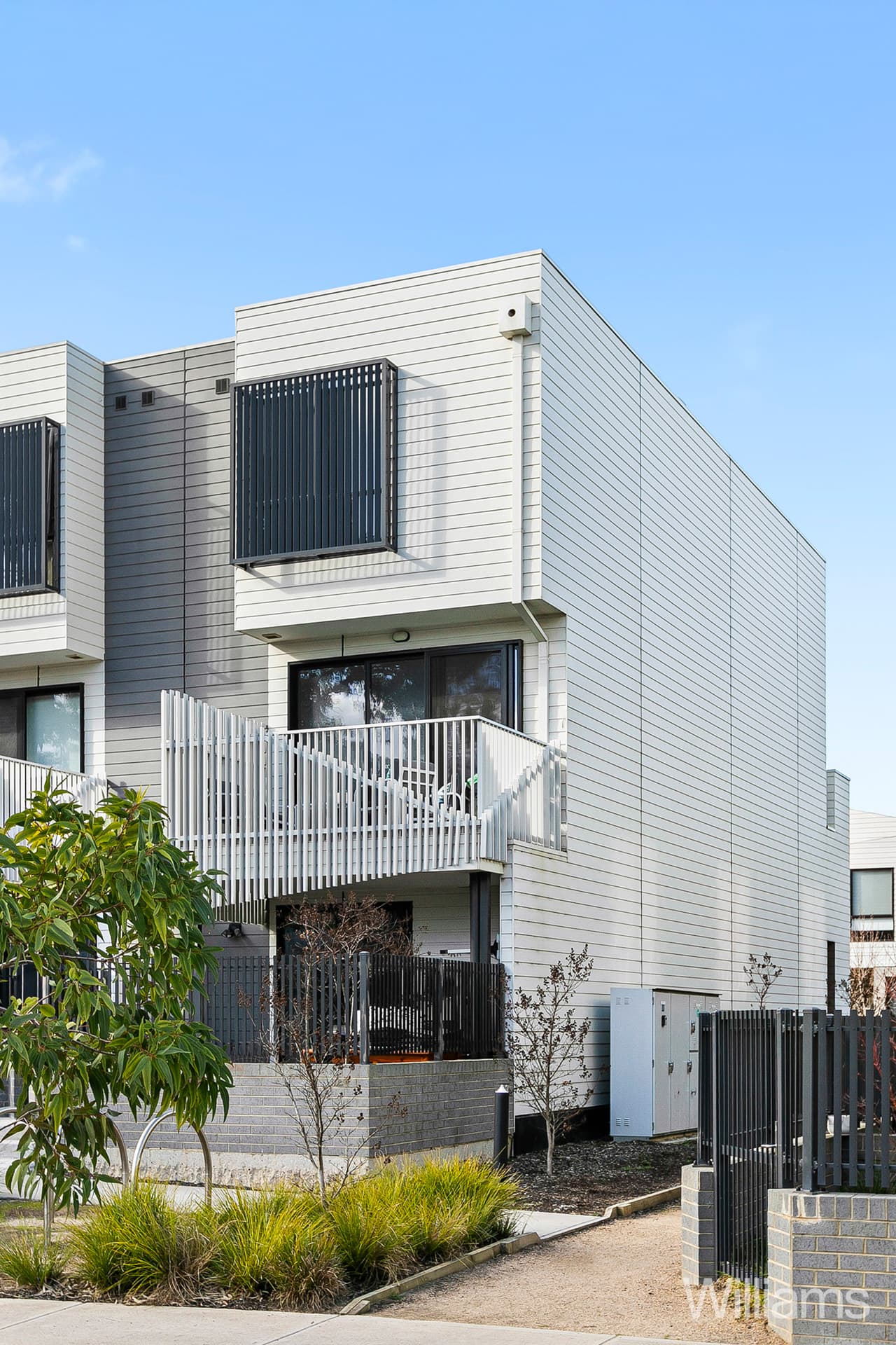 11 Piccolo Circuit, Williamstown North - Thumbnail 2