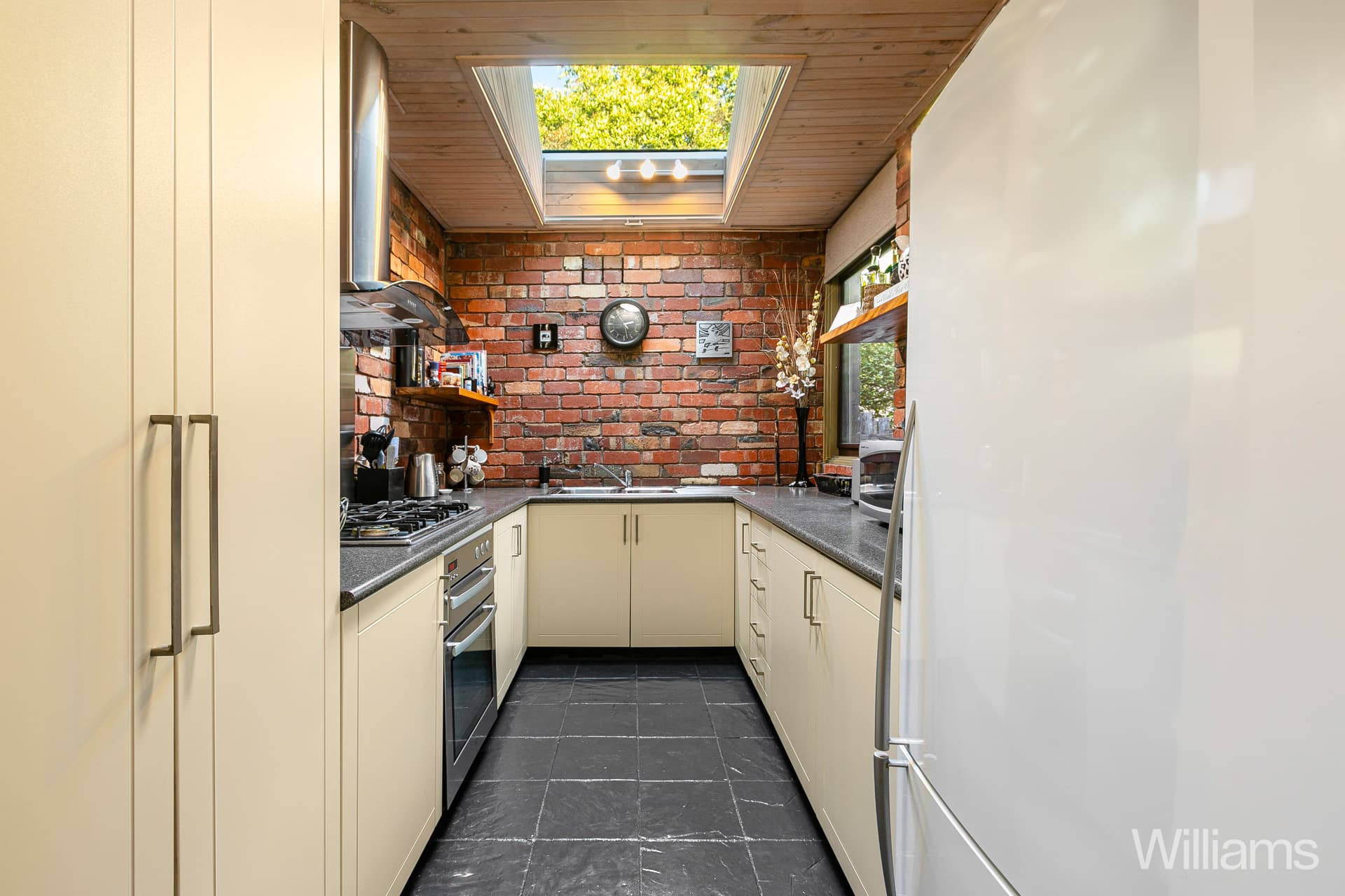 30 Lyons Street, Williamstown - Thumbnail 5
