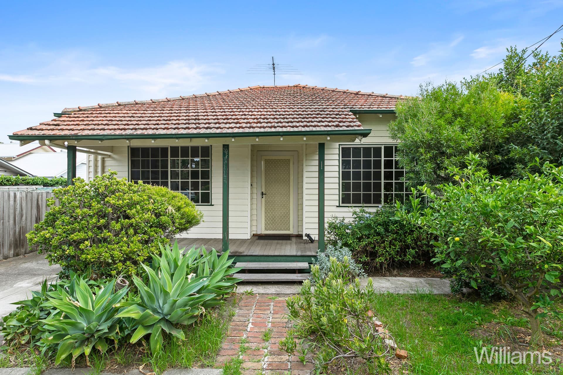 1 Oxford Street, Newport - Image 1