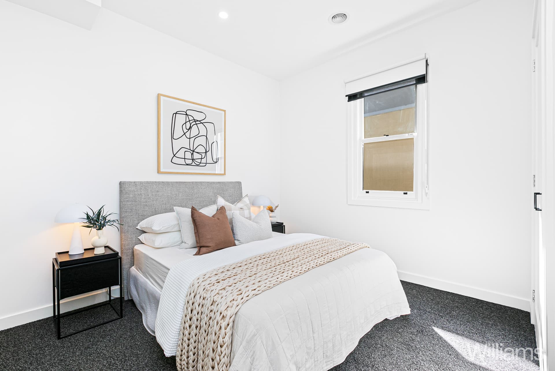 341 Douglas Parade, Newport - Thumbnail 8
