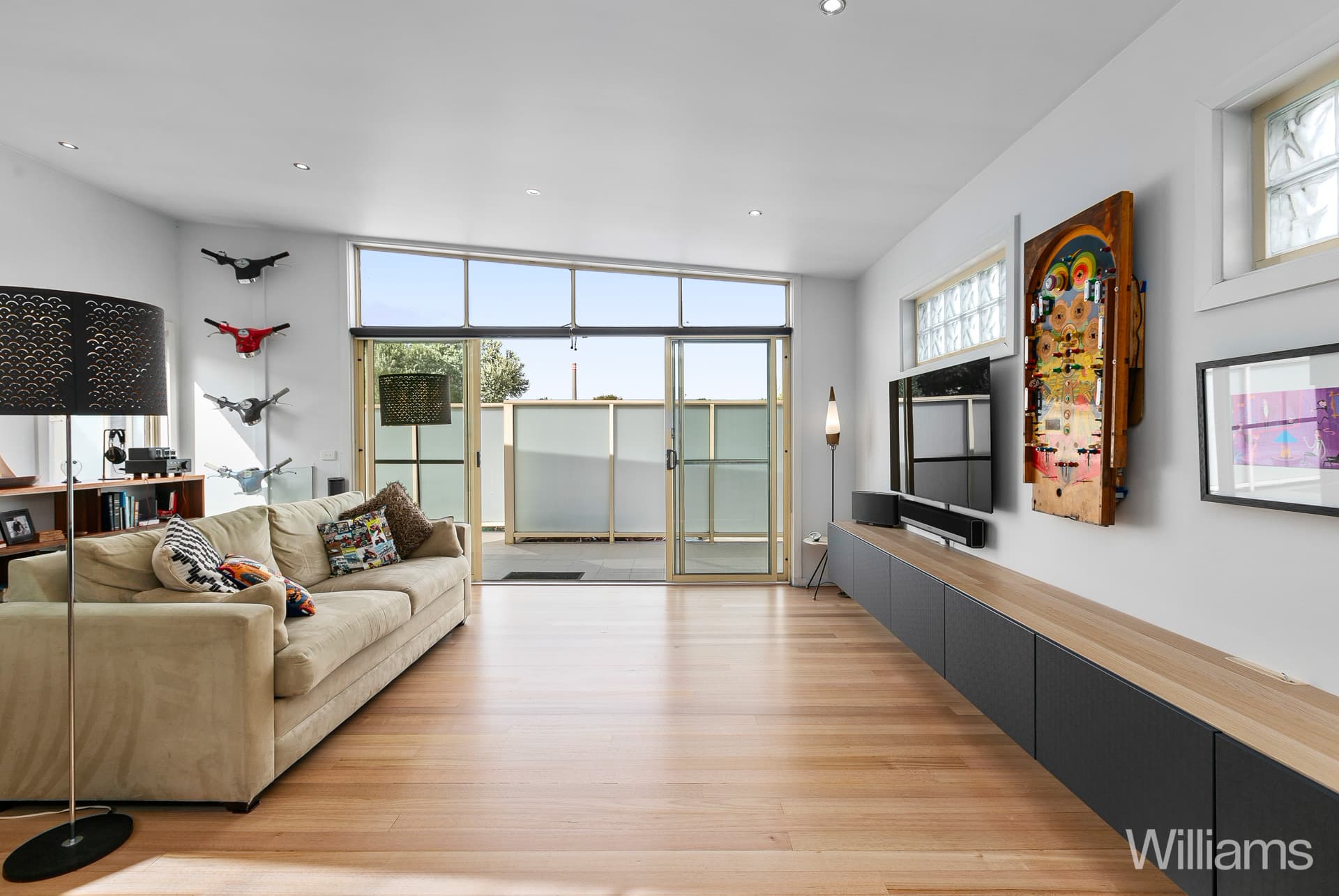 5 Deborah Lane, Newport - Thumbnail 7