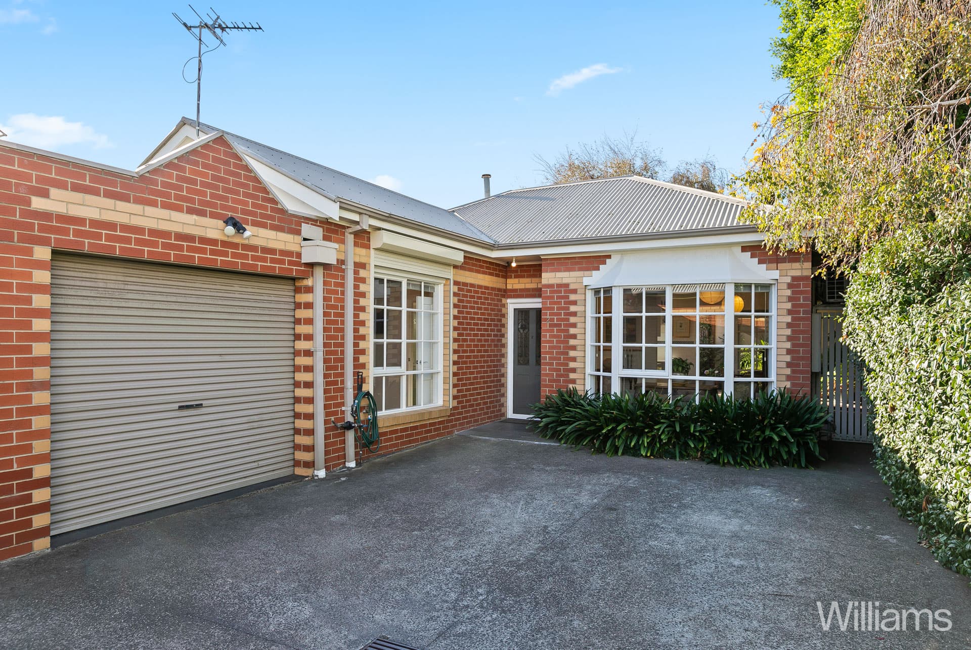 2/70 Osborne Street, Williamstown - Image 1