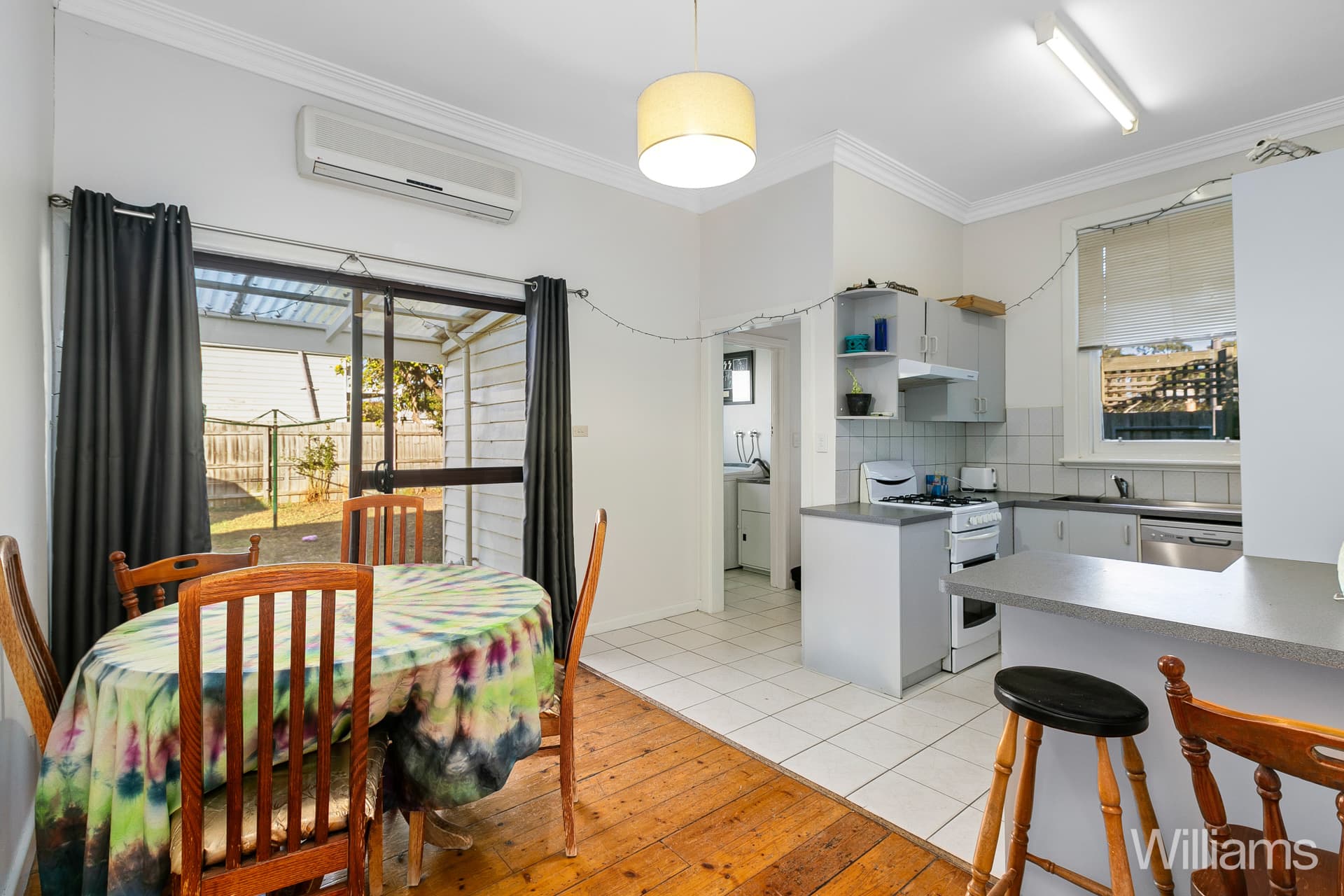 2 Effingham Road, Newport - Thumbnail 5