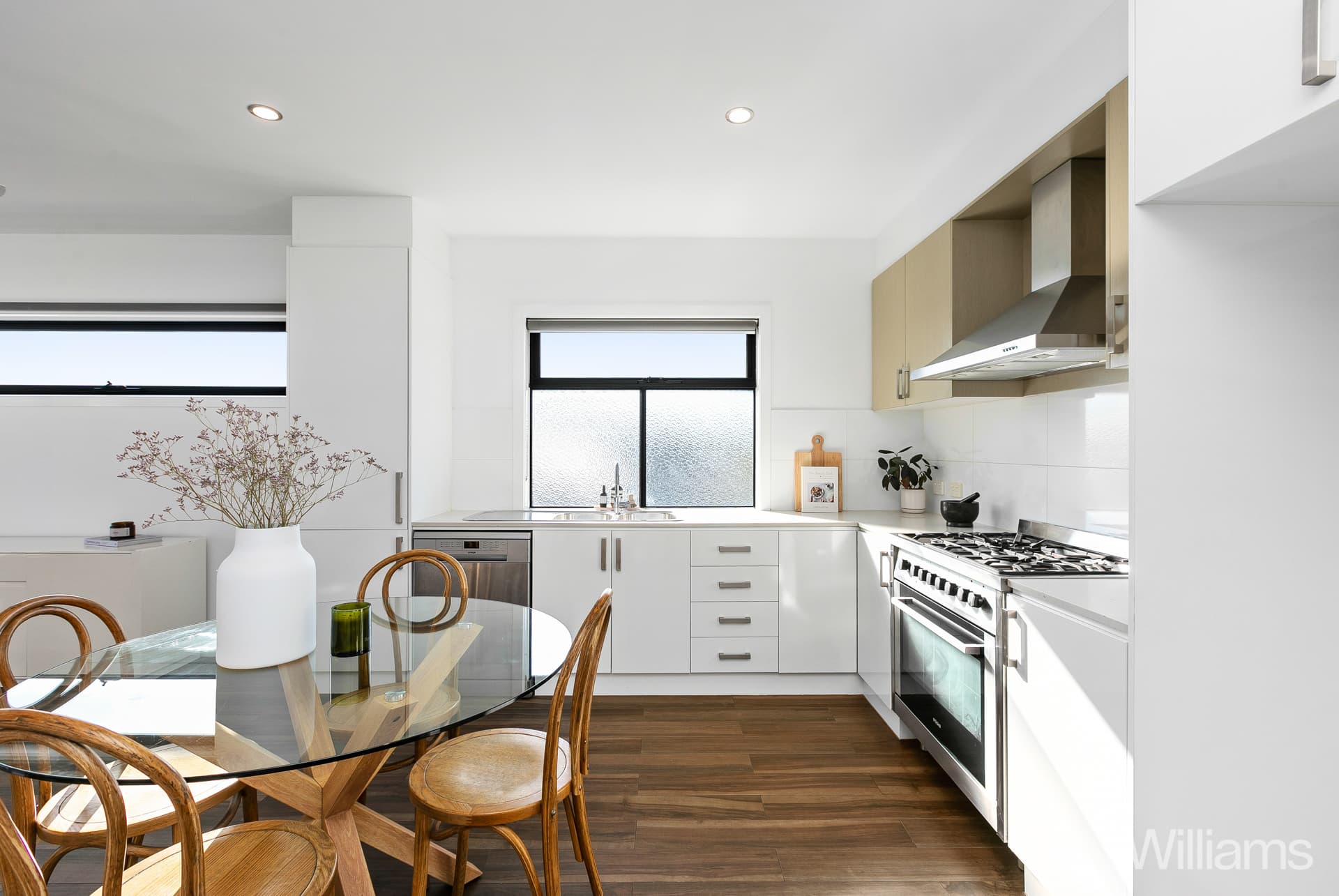 3/83 Cypress Avenue, Brooklyn - Thumbnail 2