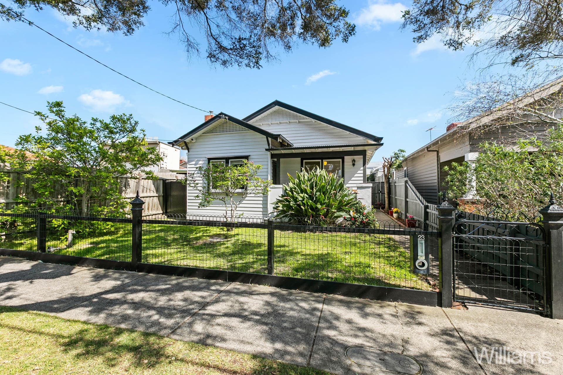 23 Home Road, Newport - Thumbnail 2