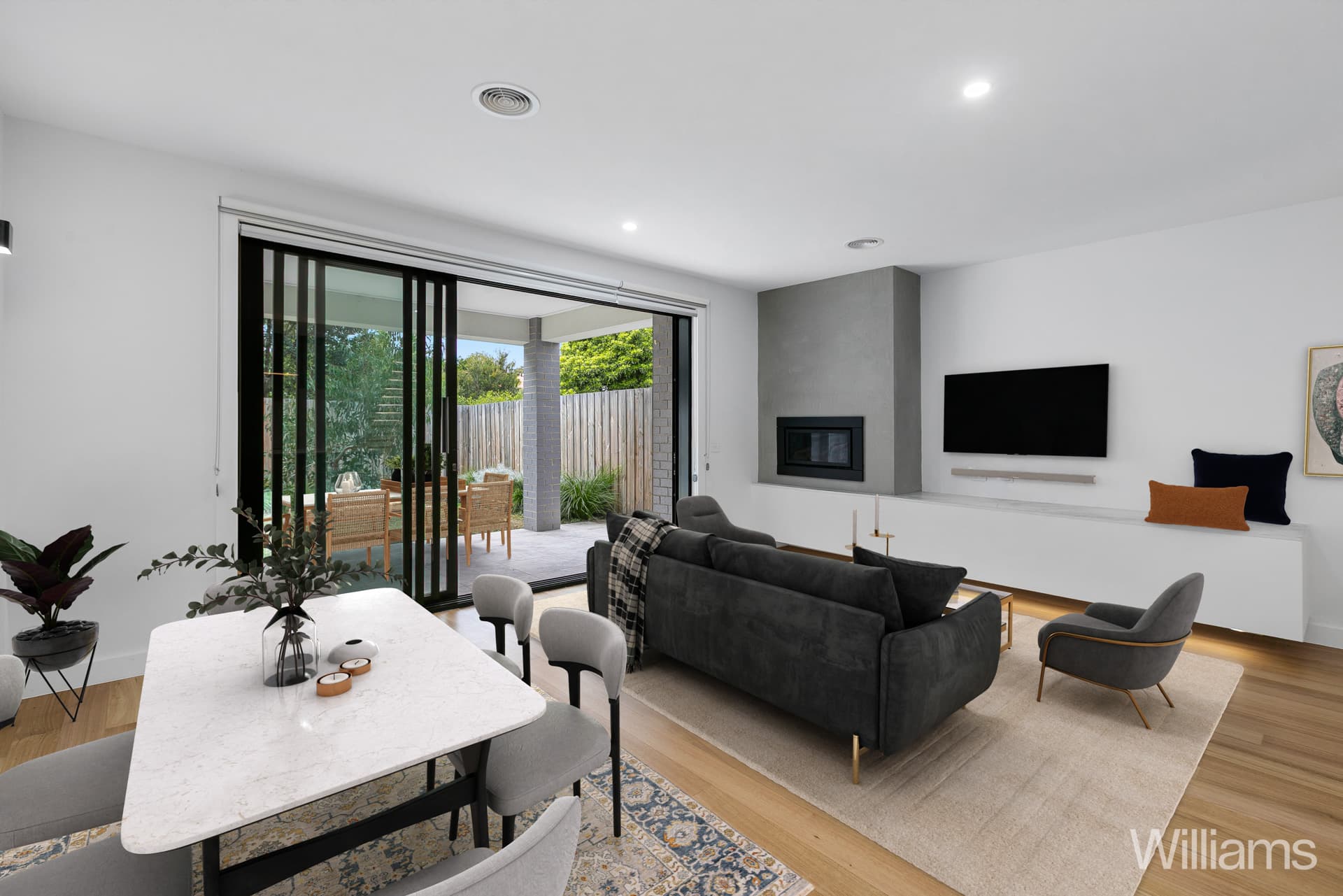 18A MacDonald Avenue, Altona North - Thumbnail 2
