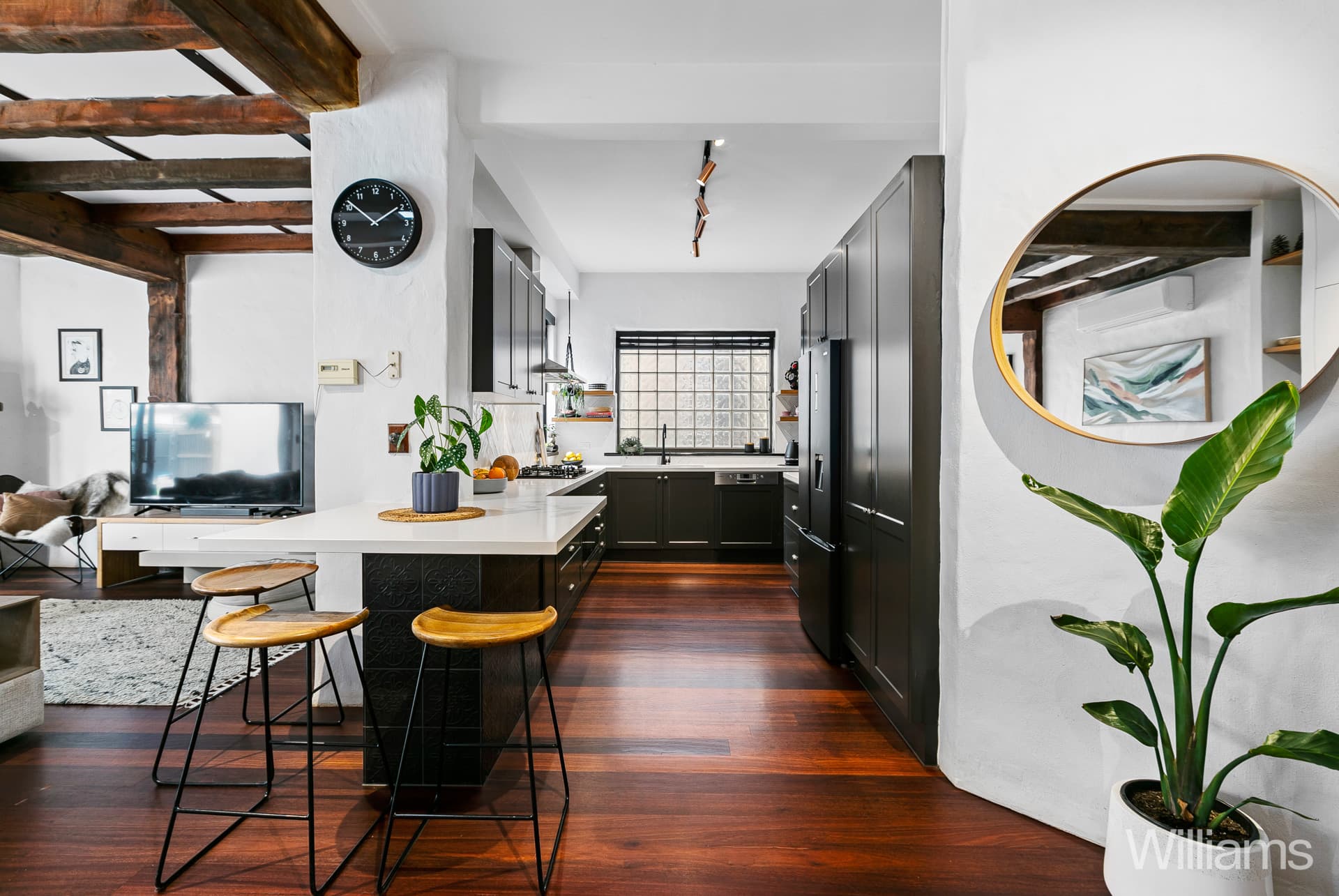 106 Verdon Street, Williamstown - Thumbnail 2