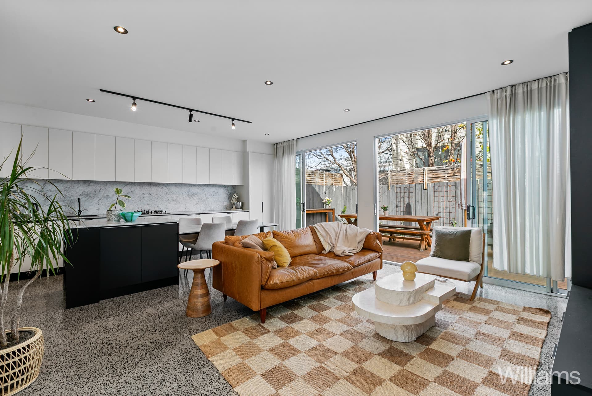 3/13 Farm Street, Newport - Thumbnail 2
