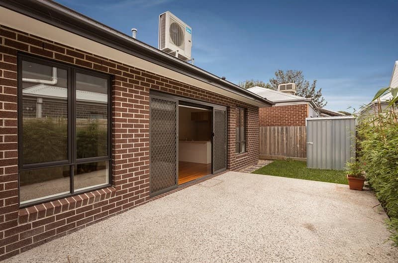 4/229 Woods Street, Newport - Image 1