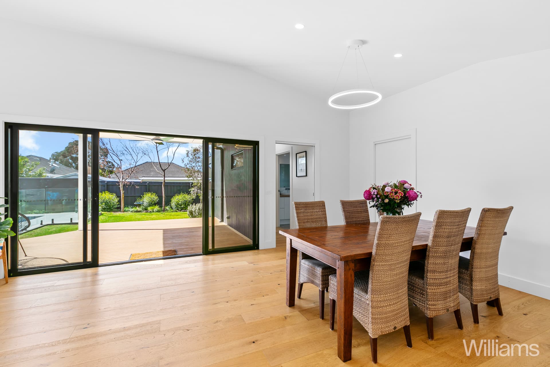 12 Fourth Avenue, Altona North - Thumbnail 4