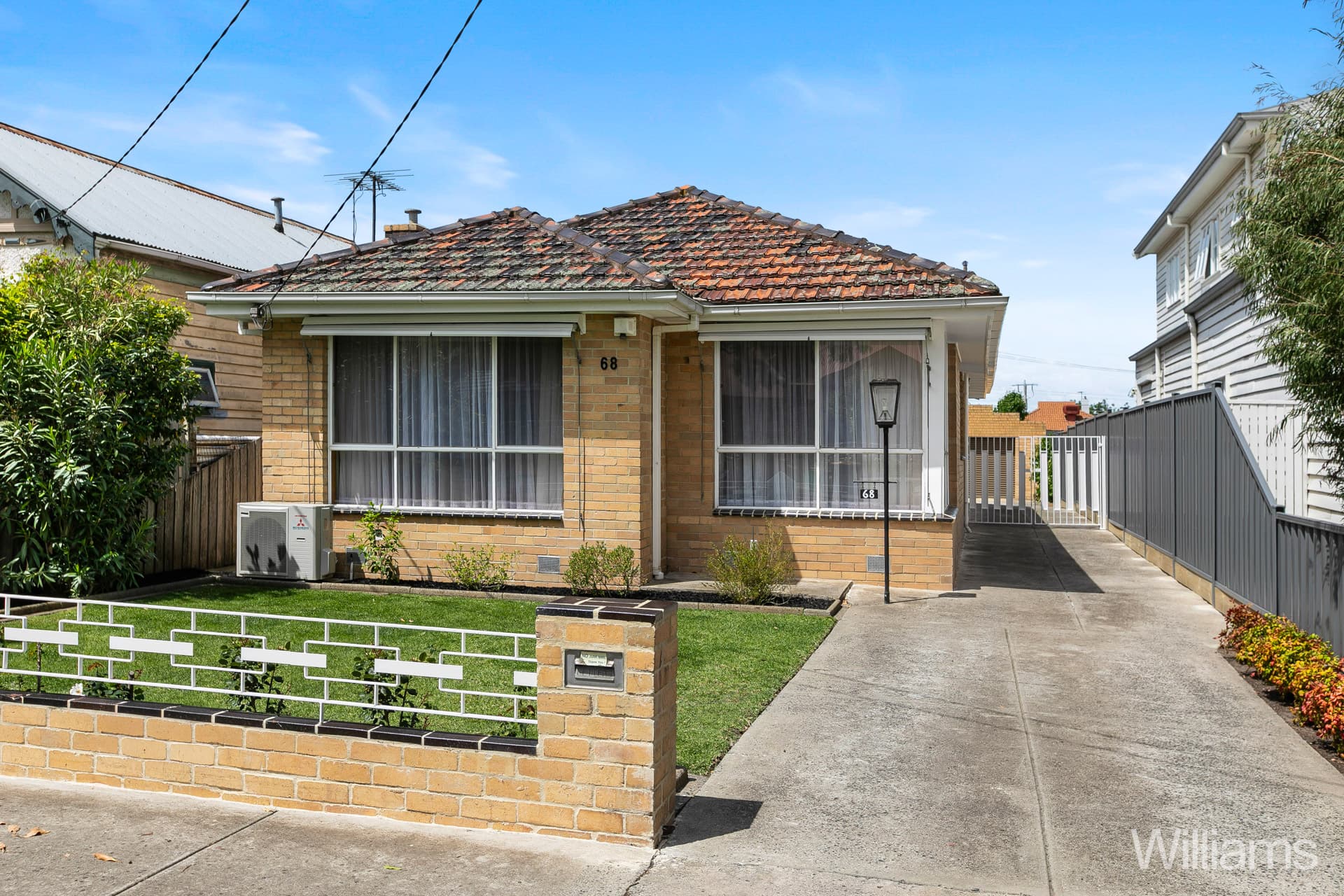 68 Oxford Street, Newport - Image 1