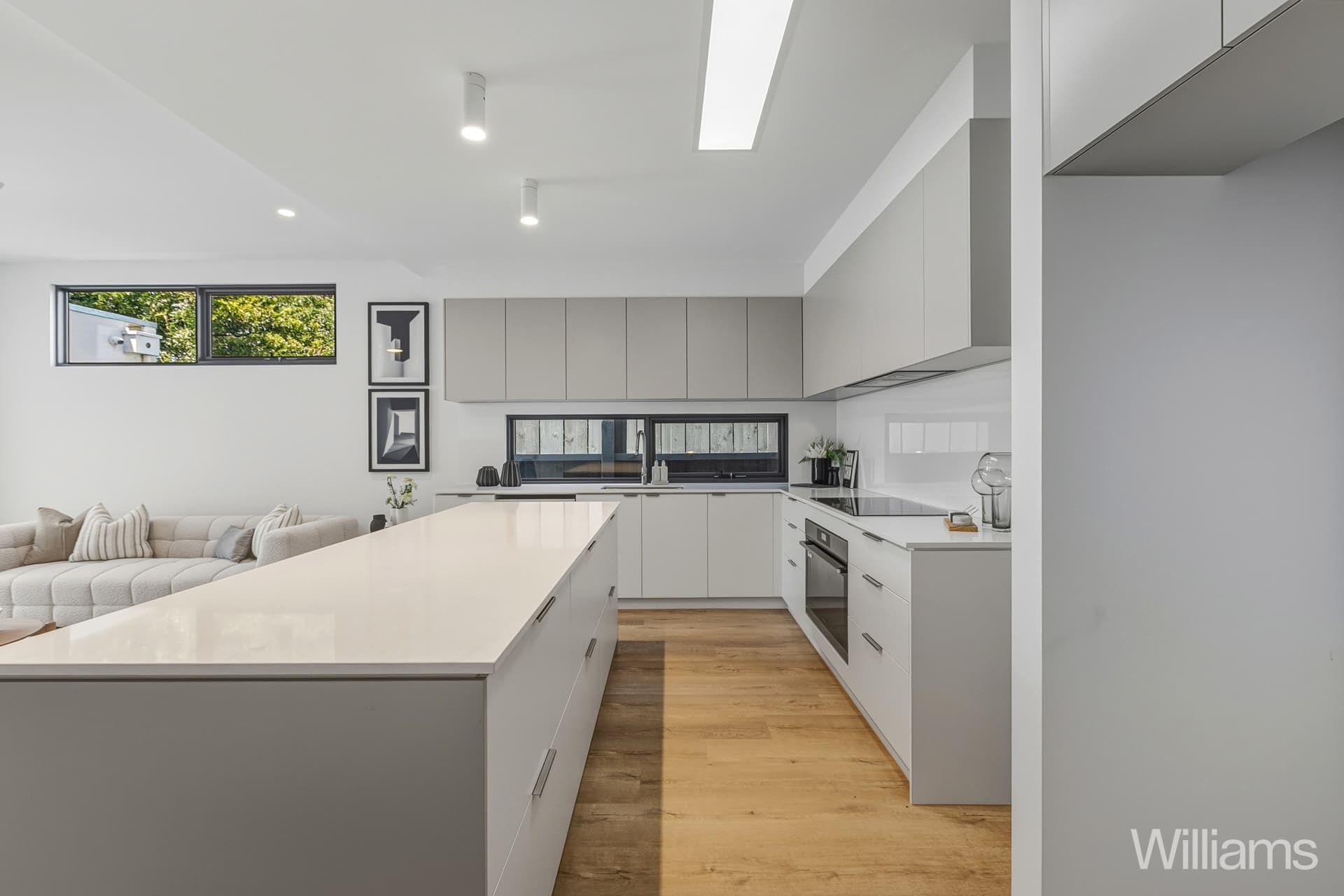 10 Little Osborne Street, Williamstown - Thumbnail 3