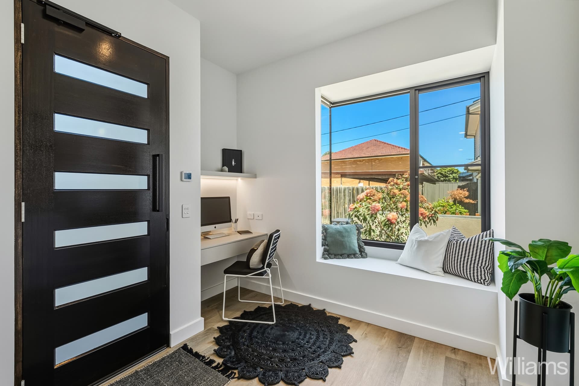 10 Little Osborne Street, Williamstown - Image 1