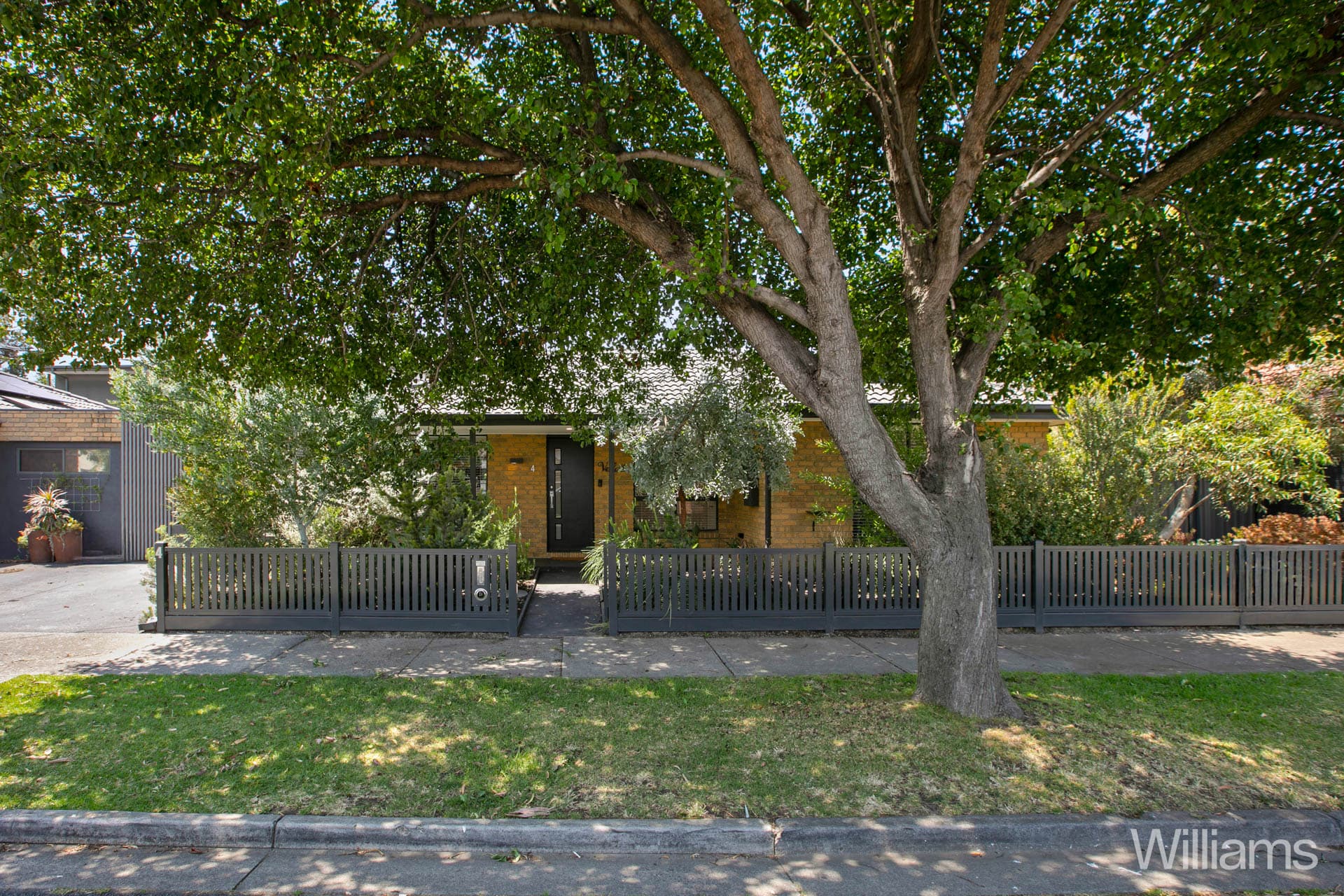 4 Bright Avenue, Altona North - Thumbnail 2