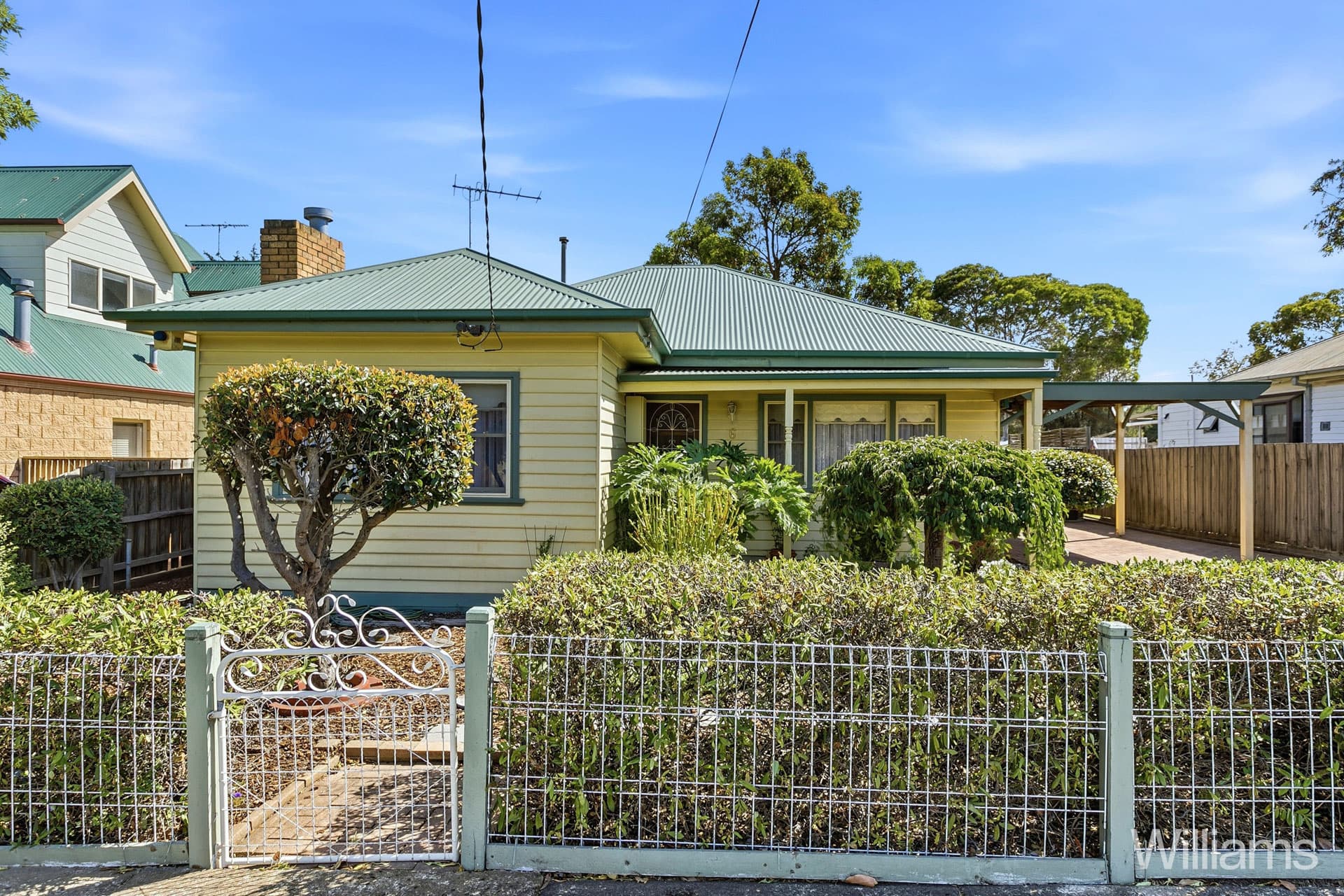 6 Savige Street, Newport - Thumbnail 2