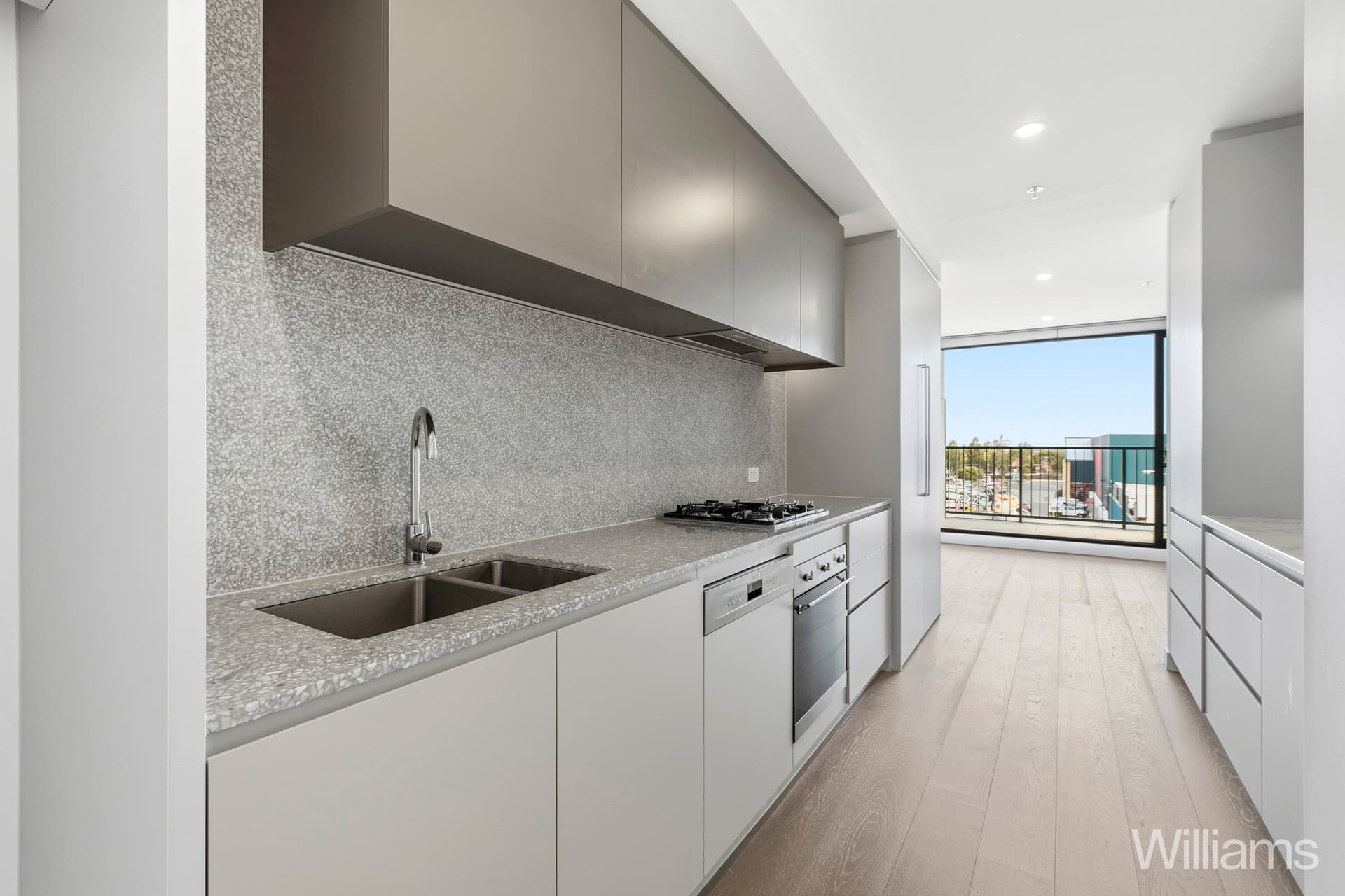 302/7 Sloane Street, Maribyrnong - Thumbnail 2
