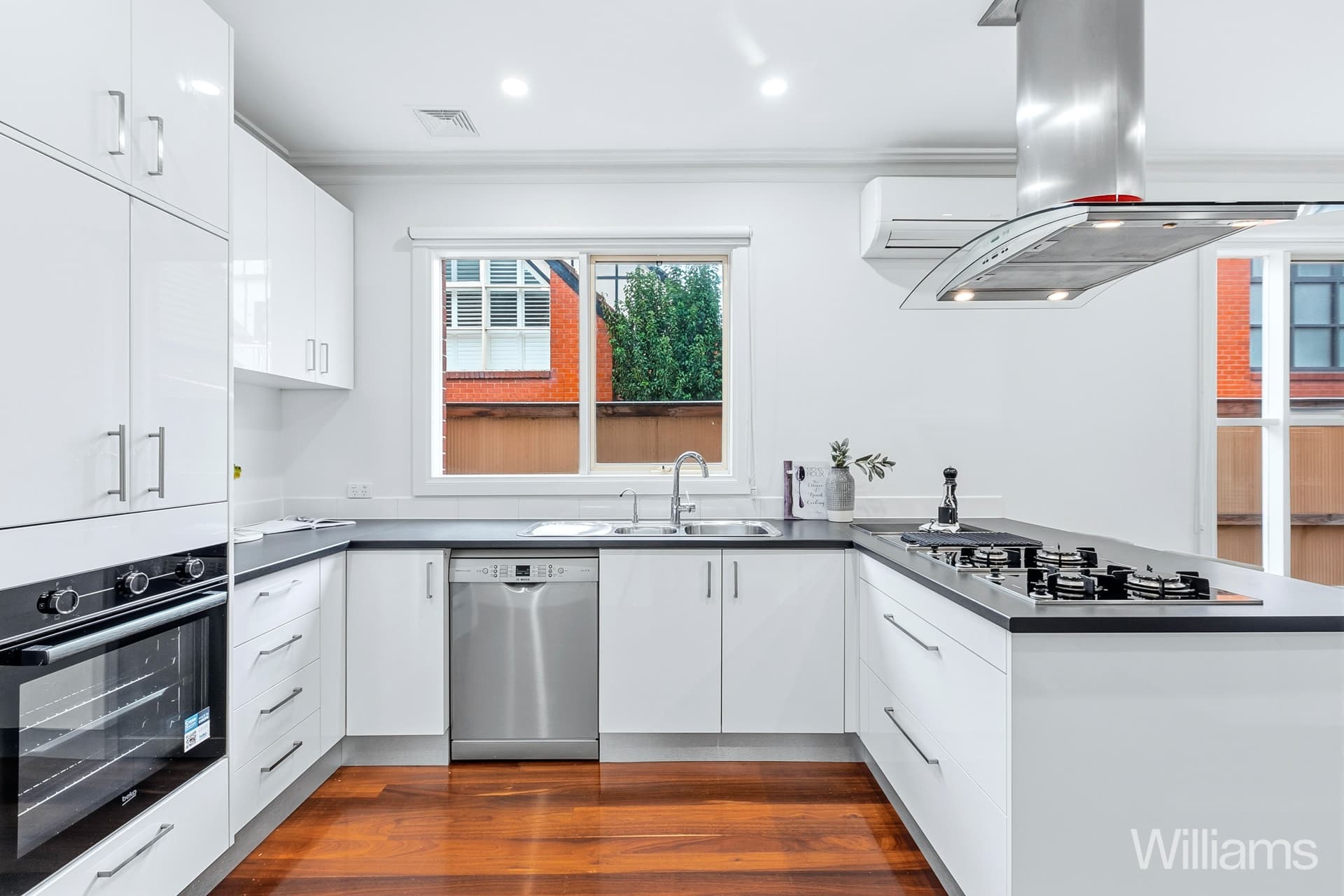 1 Sands Place, Williamstown - Thumbnail 4