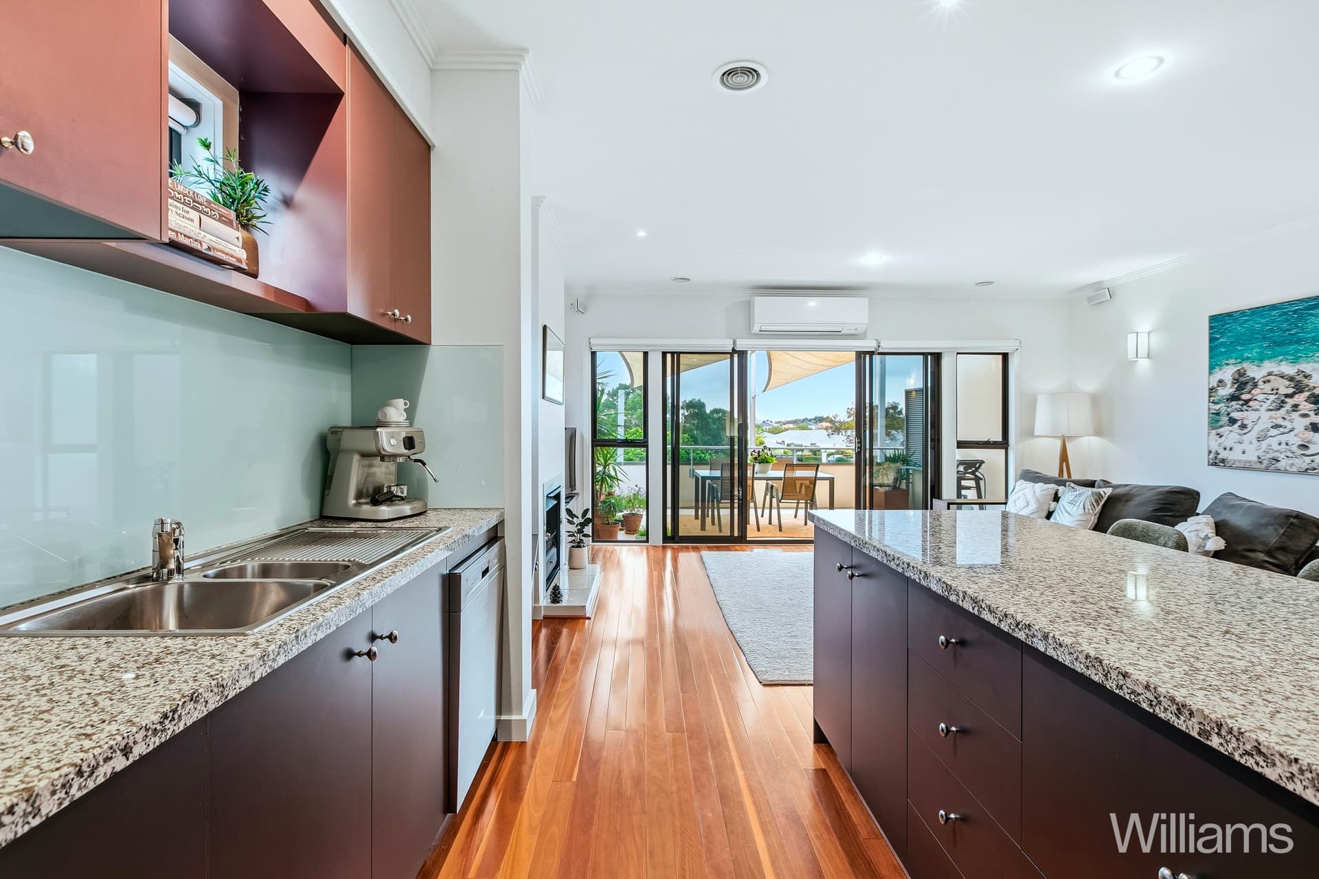 4 Williams Bay Grove, Williamstown - Thumbnail 7