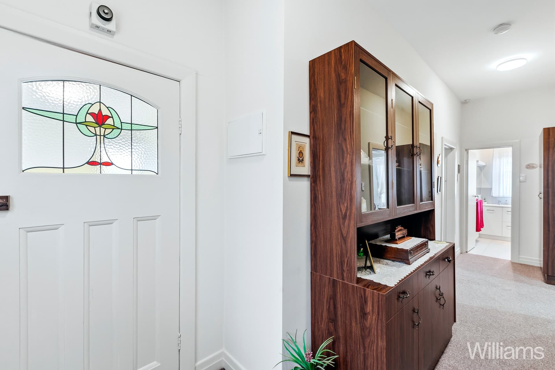 8 Lenore Crescent, Williamstown - Thumbnail 3