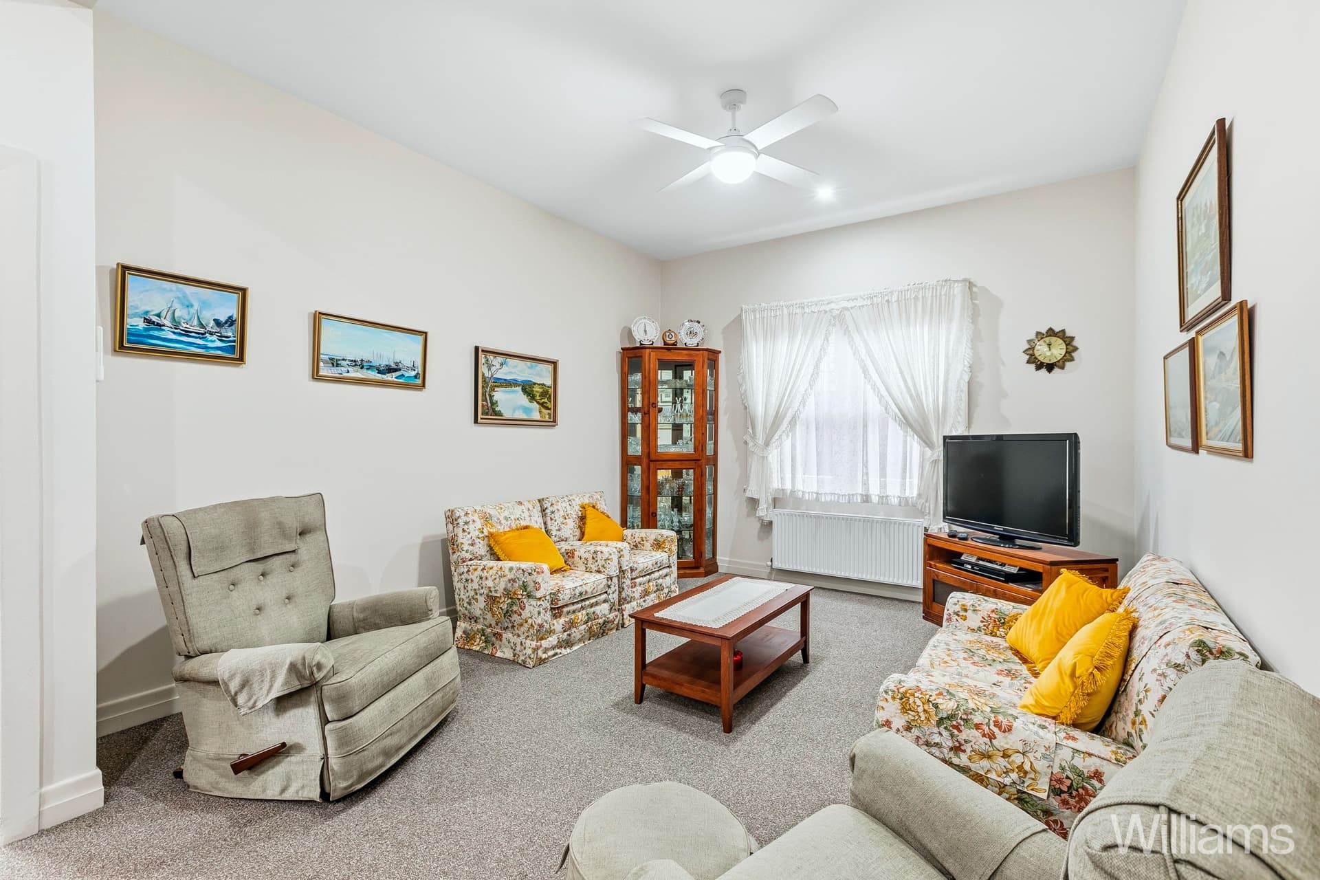 8 Lenore Crescent, Williamstown - Thumbnail 4