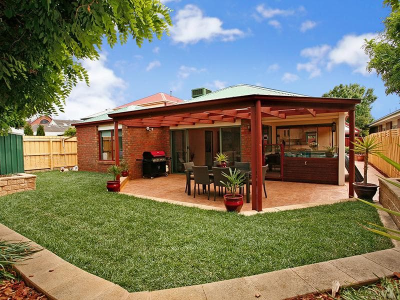 8 Kingshott Close, Williamstown - Thumbnail 4