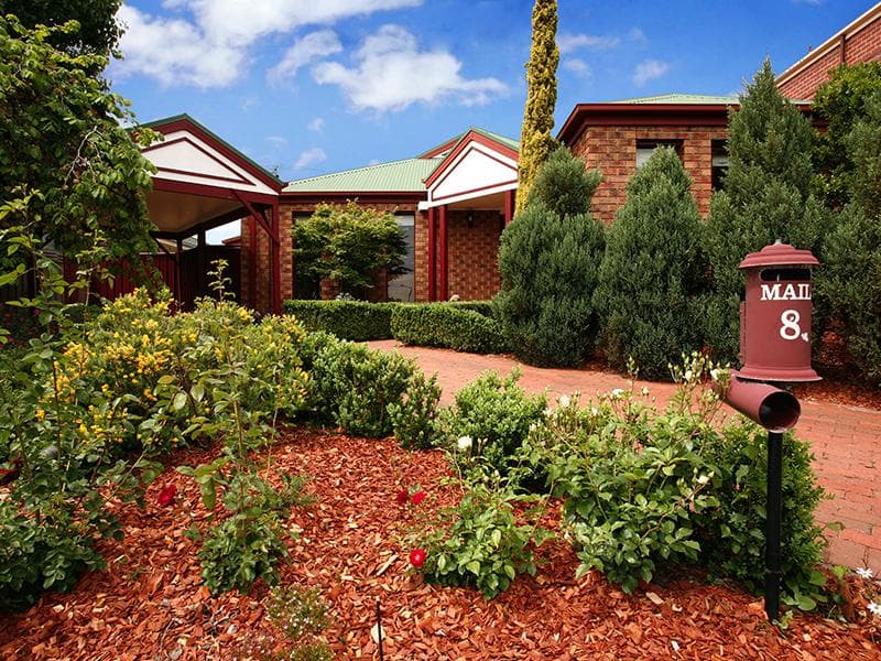 8 Kingshott Close, Williamstown - Image 1