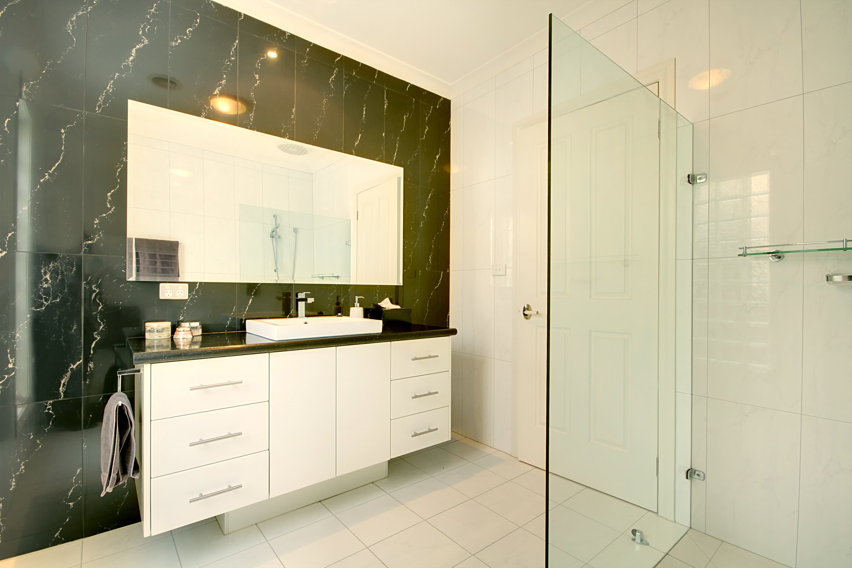 52 Yarra Street, Williamstown - Thumbnail 5