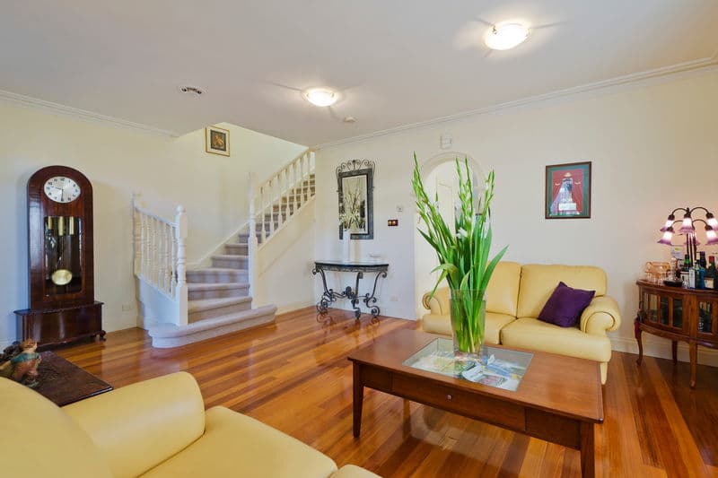 2 Sands Place, Williamstown - Thumbnail 2