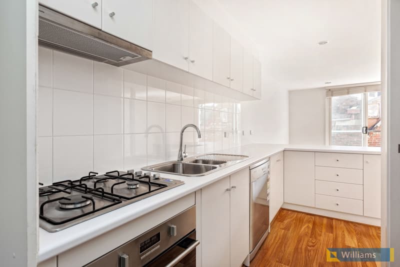 13/2 Thompson Street, Williamstown - Thumbnail 5