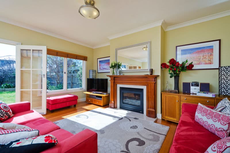 112 Stevedore Street, Williamstown - Thumbnail 2