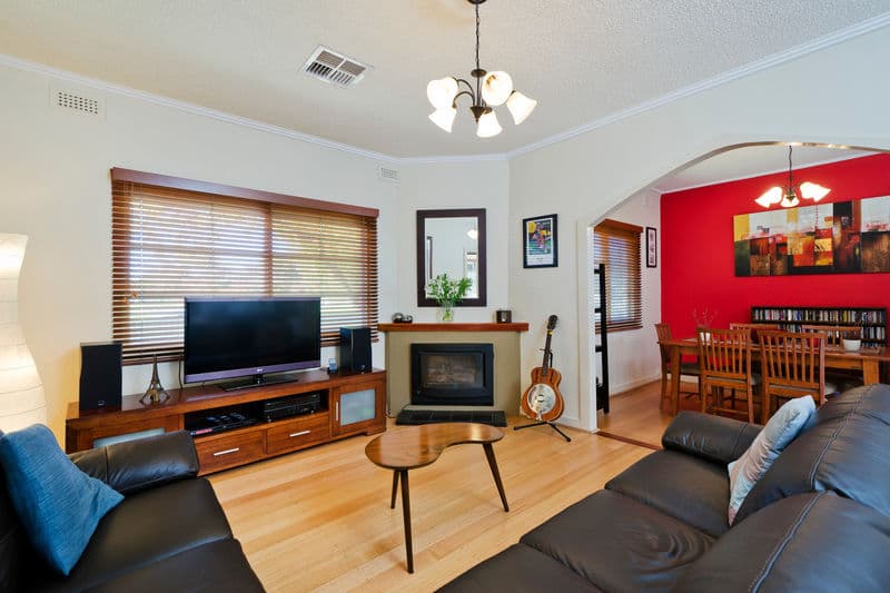12 Edina Street, Williamstown - Thumbnail 4