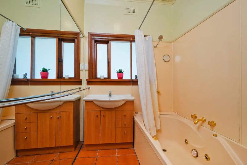 12 Edina Street, Williamstown - Thumbnail 8