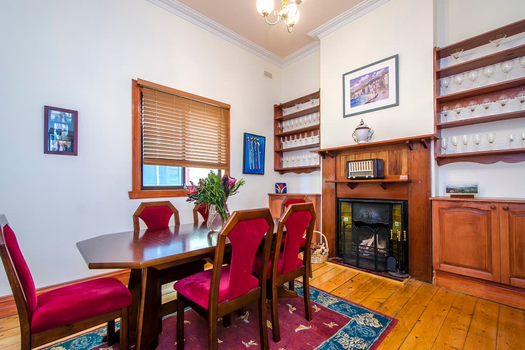 56 Peel Street, Newport - Thumbnail 7
