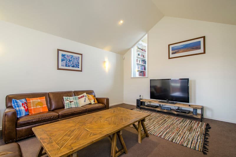 28 Smith Avenue, Williamstown - Thumbnail 3