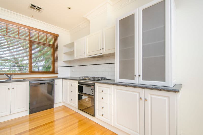 6 Burgoyne Lane, Williamstown - Thumbnail 5