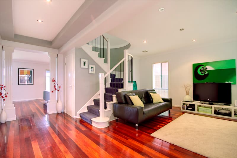 11 Eliza Close, Williamstown - Thumbnail 2