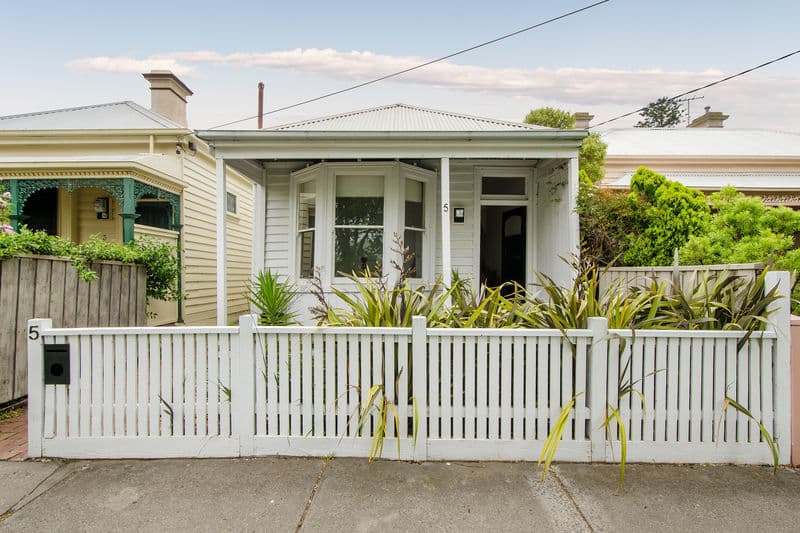 5 Perry Street, Williamstown - Image 1