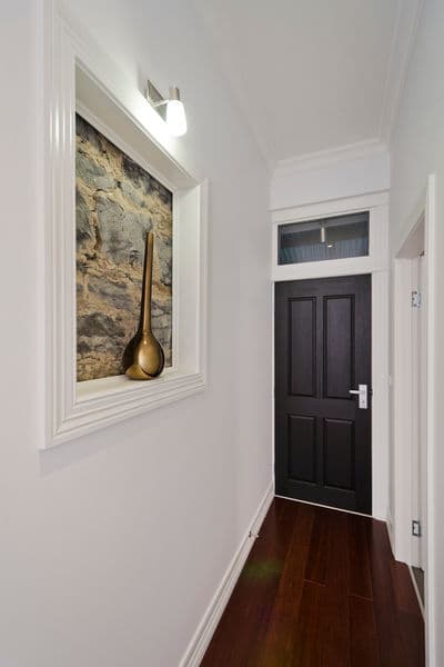 115 North Road, Newport - Thumbnail 2