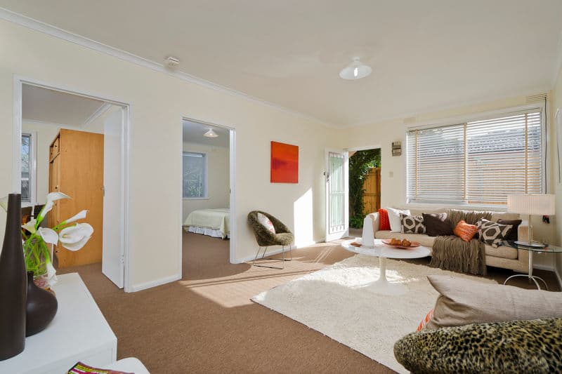 2/80 Mason Street, Newport - Thumbnail 2