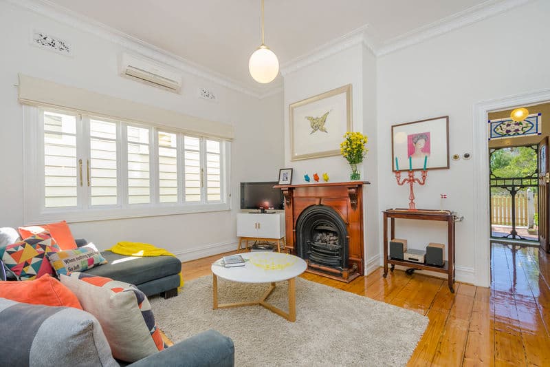 54 Railway Crescent, Williamstown - Thumbnail 6
