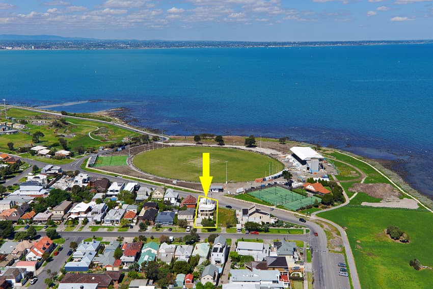 92 Morris Street, Williamstown - Thumbnail 2