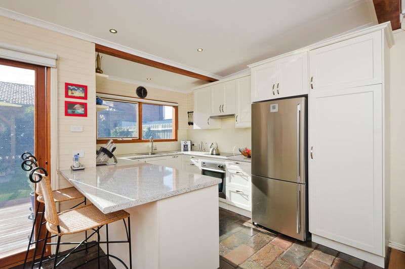 10 Montgomery Crescent, Spotswood - Thumbnail 4
