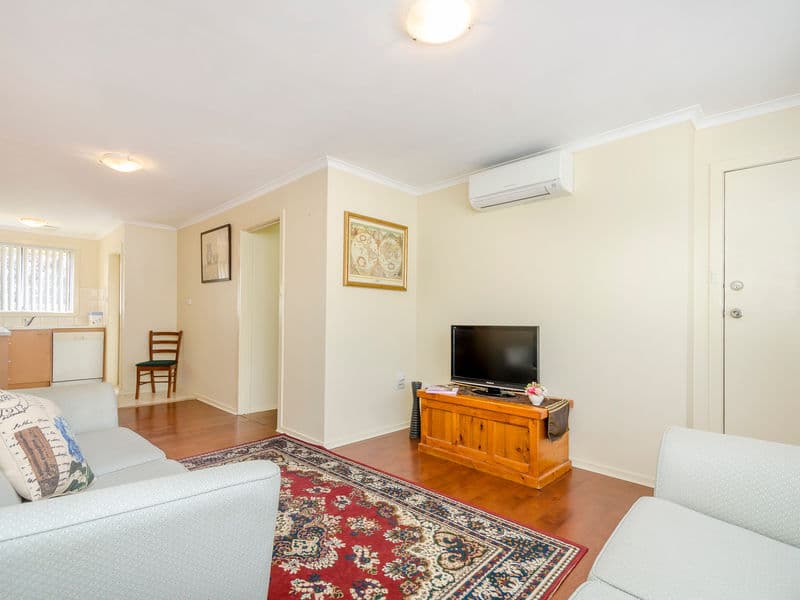 1/88 The Avenue, Spotswood - Thumbnail 3