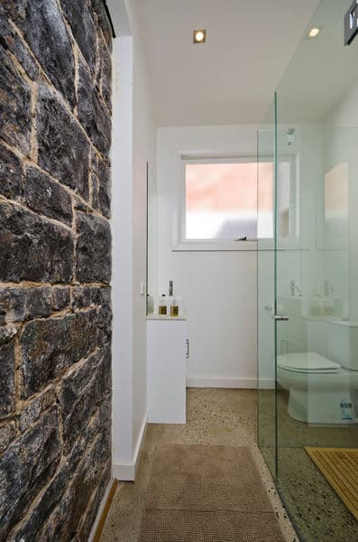 70 Parker Street, Williamstown - Thumbnail 2