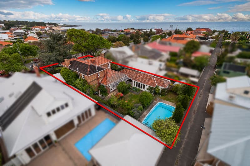 31 Victoria Street, Williamstown - Image 1